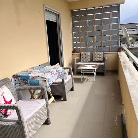 Holiday home Casavacanza11 *